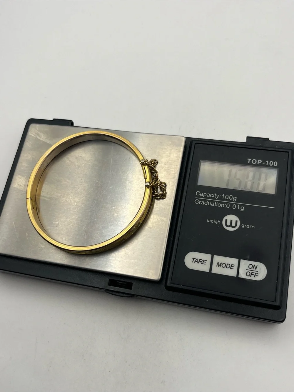 Etched design gold tone small child sized bangle bracelet vintage